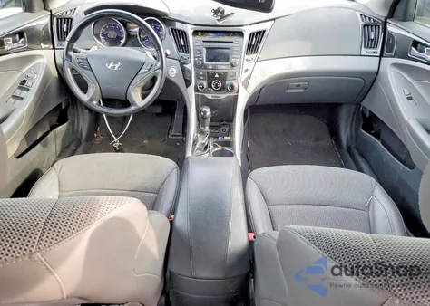 2014 Hyundai Sonata Se z USA, uszkodzony, nr VIN 5NPEC4AC0EH811370